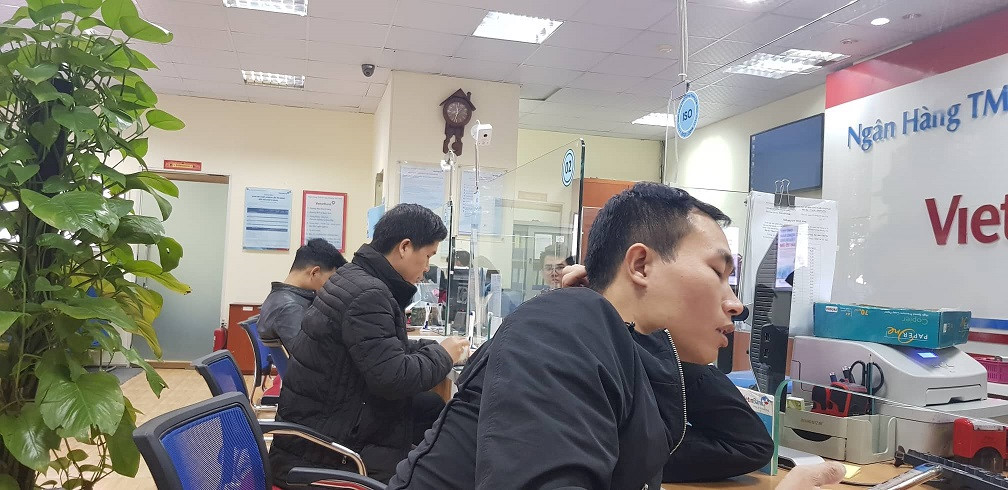 Nhận thưởng Tết gửi tiền vào ngân hàng nào lãi suất tốt nhất?