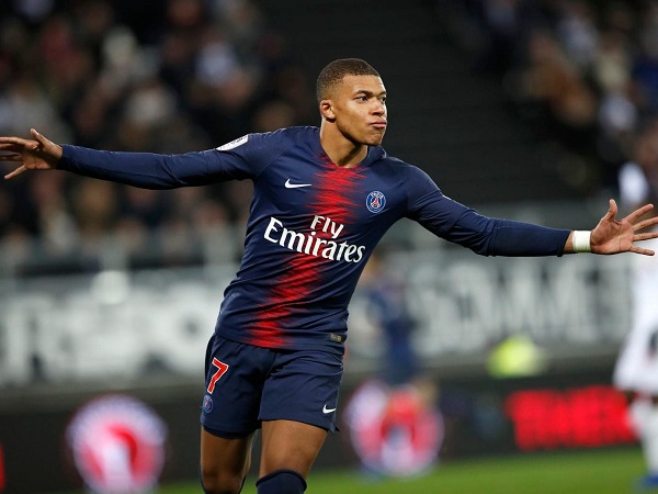 Clip: Song sát Cavani - Mbappe lên tiếng, PSG trút giận lên Amiens