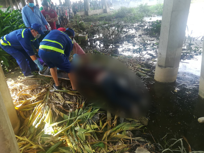 Cần thủ vứt cần câu bỏ chạy khi phát hiện thi thể cô gái nổi trên sông Sài Gòn