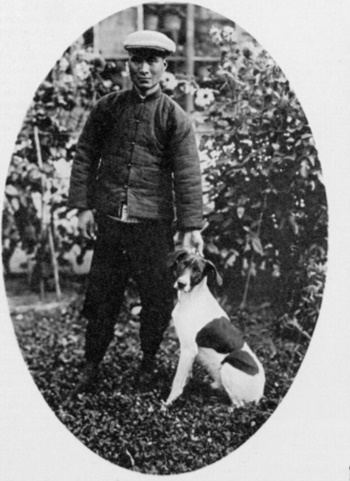 Cô gái Anh dọa biến thành ma ám băng nhóm bắt cóc Trung Quốc 87 năm trước