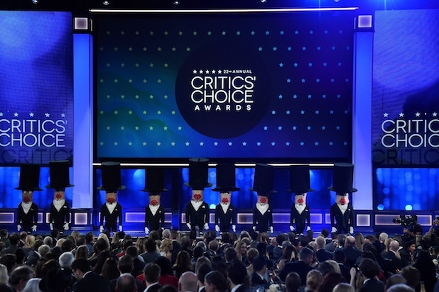 Lady Gaga và Glenn Close mang đến khoảnh khắc đẹp nhất lịch sử giải Critic’s Choice Awards Lady Gaga và Glenn Close mang đến khoảnh khắc đẹp nhất lịch sử giải Critic’s Choice Awards