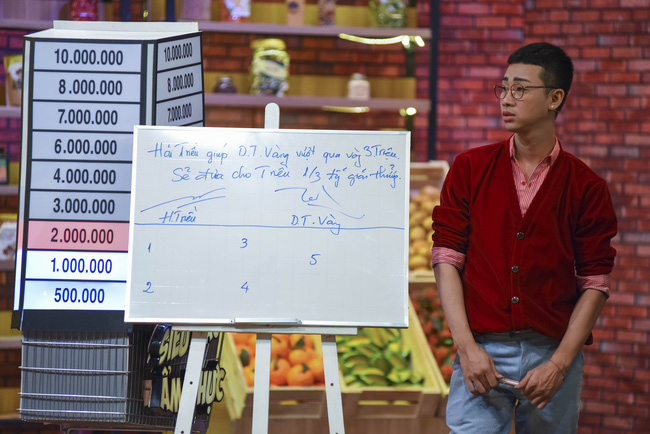 MC Thành Trung sốc khi Hải Triều chặt chém tưng bừng, bắt nạt đồng nghiệp trên sóng truyền hình