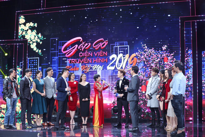 Cảnh quay ám ảnh trong phim Quỳnh búp bê được tái hiện trên sân khấu đón xuân Kỷ Hợi