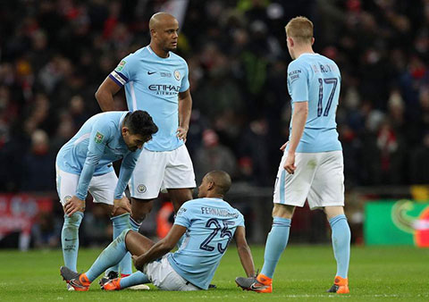 Pep cảnh báo Man City về chợ người mùa đông