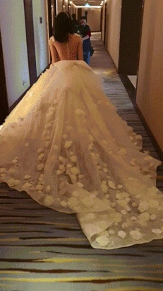 Chồng doanh nhân hạnh phúc gọi Vân Navy là my girl, khoe khoảnh khắc cô mặc váy cưới lộng lẫy như công chúa