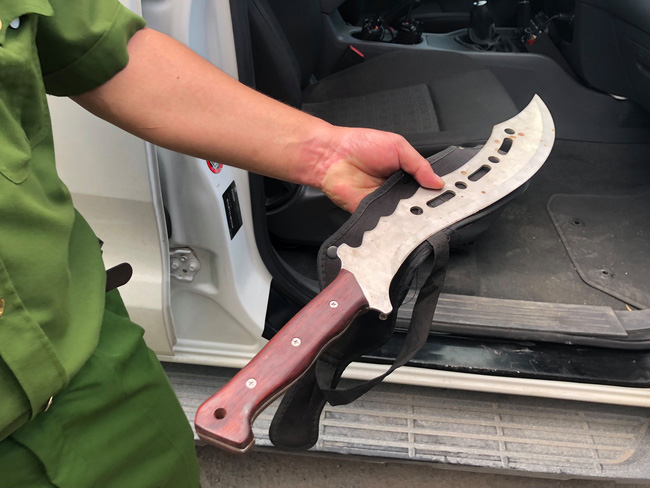 Cận Tết, rùng mình tài xế container kể chuyện sử dụng ma tuý trong tiệc sinh nhật trước khi lái xe