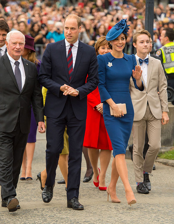 Lý do Công nương Kate rất chăm diện màu xanh sẽ giúp nàng công sở bỏ túi thêm bí kíp thăng hạng phong cách