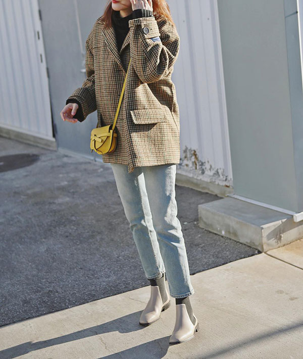 3 lỗi diện quần jeans không khiến cặp chân ngắn hơn thì cũng dễ đưa bạn vào tình huống kém duyên, nhạy cảm