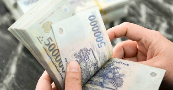 Cầm 25 triệu tiêu Tết: Tôi không dám ra khỏi nhà mua sắm