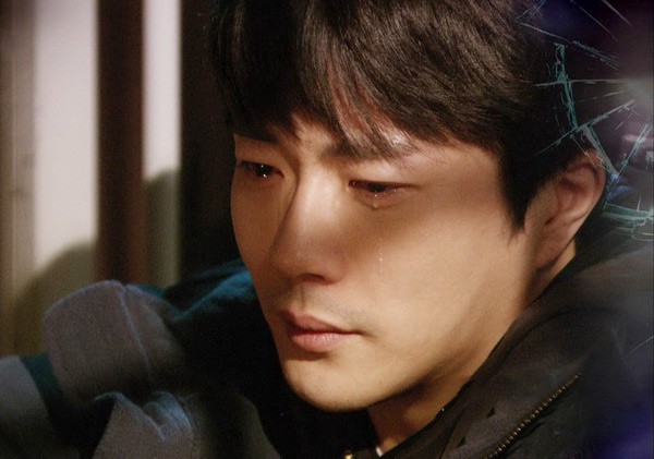 Đi khám sức khỏe mới biết bị vô sinh, chồng nhận ra 2 đứa con không phải của mình nhưng lại phản ứng bất ngờ