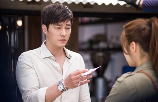 Nuốt nước mắt tha thứ chồng ngoại tình 2 lần, anh ta lại lên mặt vì lí do không tưởng