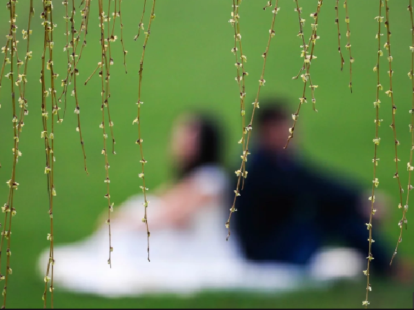 KHÓ TIN: Người đàn ông Trung Quốc sống với 3 người vợ có đăng kí kết hôn khác nhau trong cùng 1 thành phố