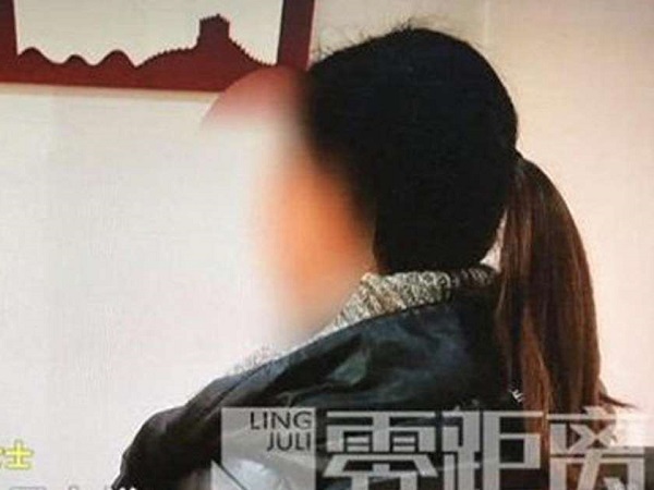 KHÓ TIN: Người đàn ông Trung Quốc sống với 3 người vợ có đăng kí kết hôn khác nhau trong cùng 1 thành phố