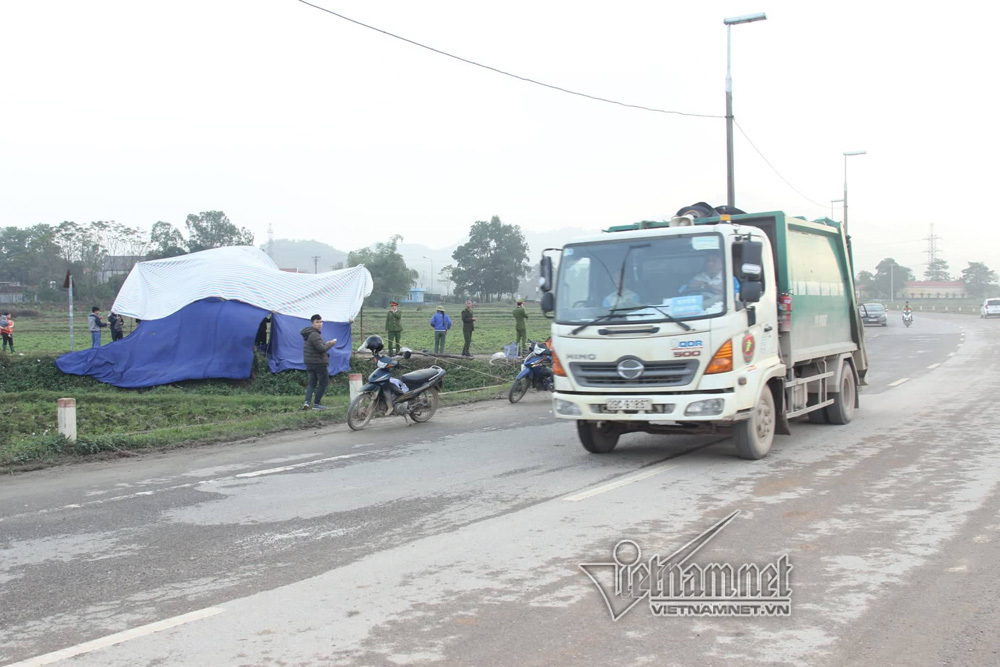Video ảnh: Hình ảnh bãi rác lớn nhất thủ đô khiến dân Sóc Sơn chặn đường