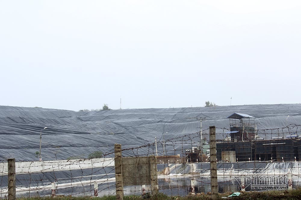 Video ảnh: Hình ảnh bãi rác lớn nhất thủ đô khiến dân Sóc Sơn chặn đường