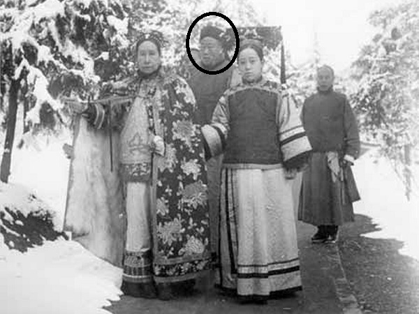 Bí ẩn hơn nửa thế kỉ không lời giải đáp trong ngôi mộ của Hoạn quan quyền lực nhất lịch sử Trung Quốc