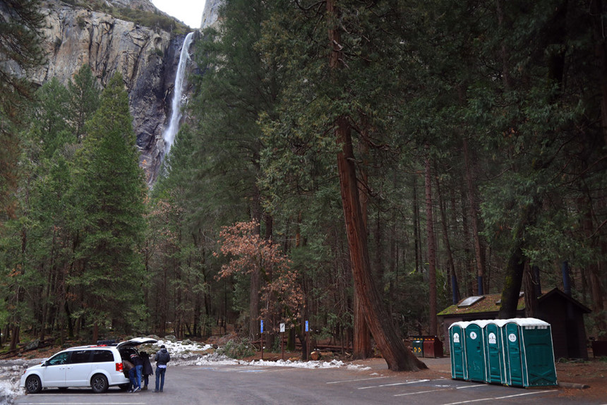 Cuộc sống đảo lộn khắp nước Mỹ vì chính phủ đóng cửa lâu kỷ lục