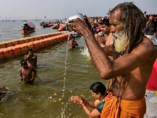 120 triệu người bắt đầu cuộc hành hương lớn nhất thế giới ở Ấn Độ