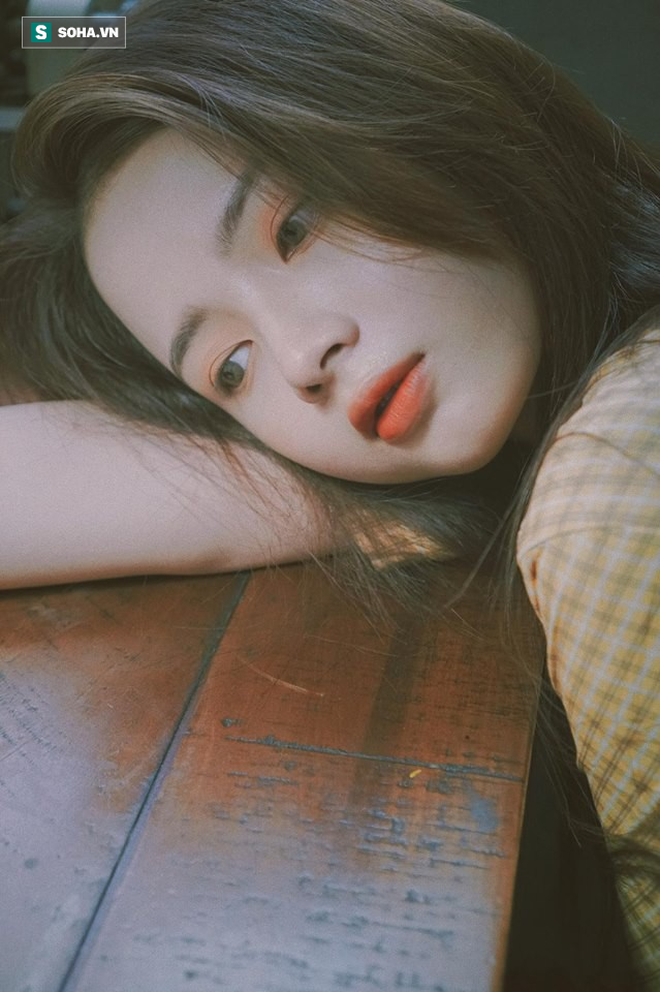 Búp bê ảnh thẻ tái xuất với bộ ảnh sexy đầy bất ngờ và lời lí giải đằng sau