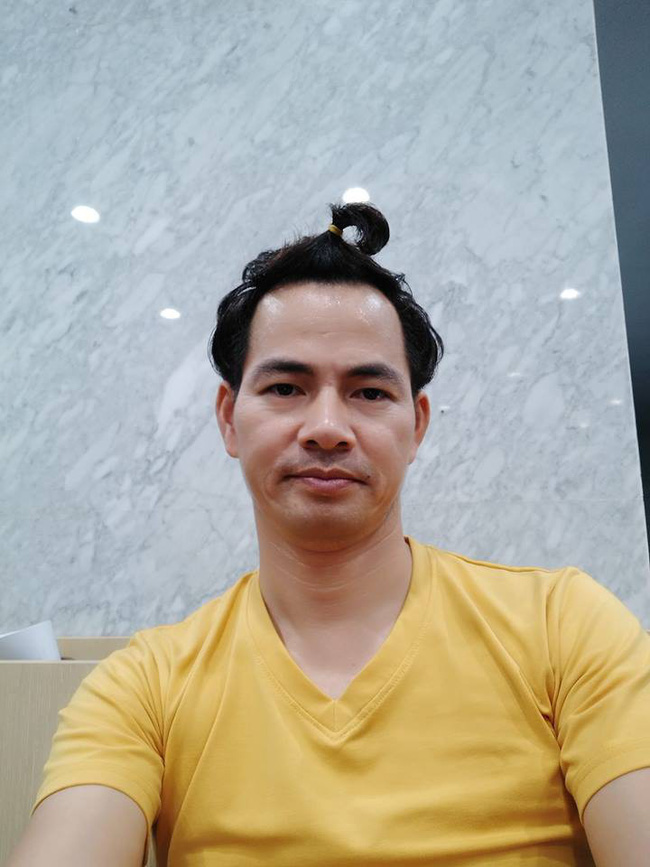 Fan tá hỏa với bức ảnh giường chiếu của Vân Dung và Xuân Bắc