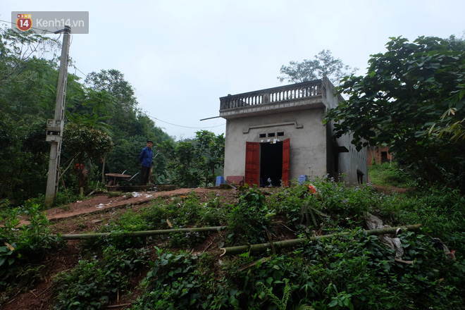 Ông nội của bé gái 11 tuổi bị giết và hiếp ở Lạng Sơn: Lay nó không dậy, tôi sợ hãi sờ lên mũi thì thấy cháu không còn thở nữa...