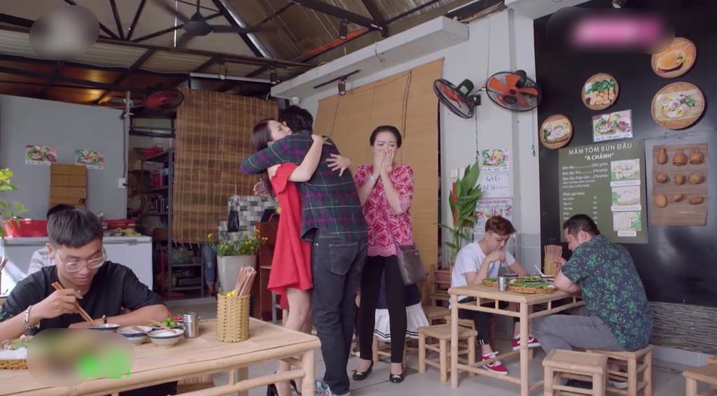 5 điểm cực phi lý mà Gạo Nếp Gạo Tẻ đã quên ở kết phim: Khó hiểu nhất là vụ mất trí của Tường!