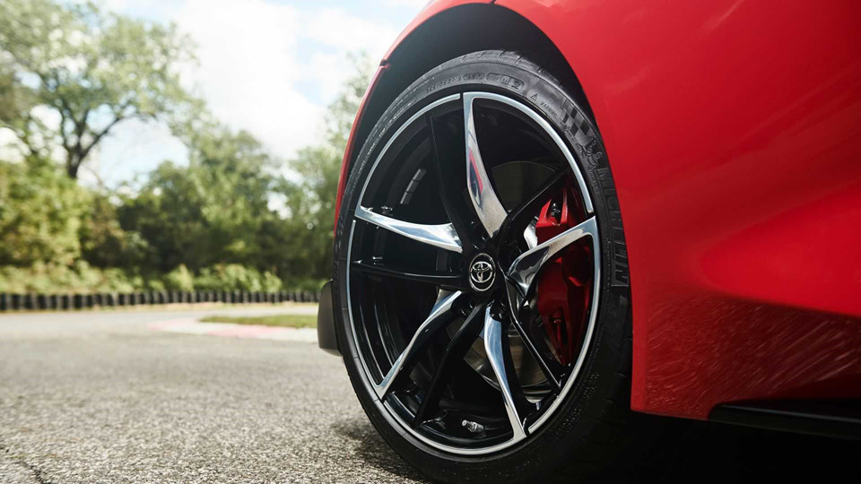 Huyền thoại Toyota Supra tái sinh, mạnh 335 mã lực