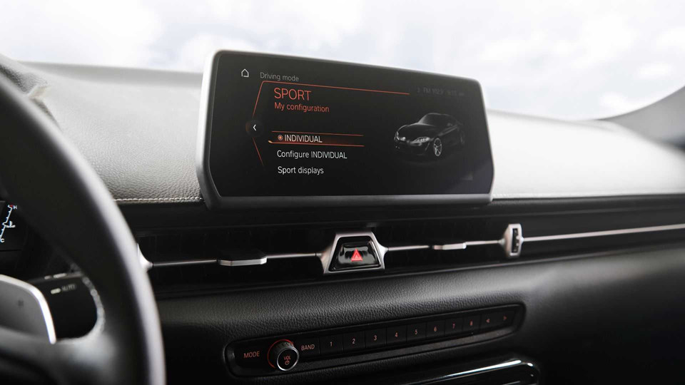 Huyền thoại Toyota Supra tái sinh, mạnh 335 mã lực