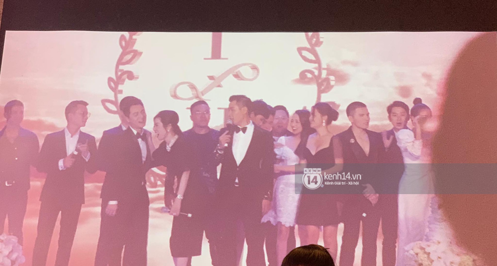 Phạm Quỳnh Anh chủ động nhường mic cho Bảo Anh trong đám cưới Lê Hiếu, đập tan tin đồn người thứ 3