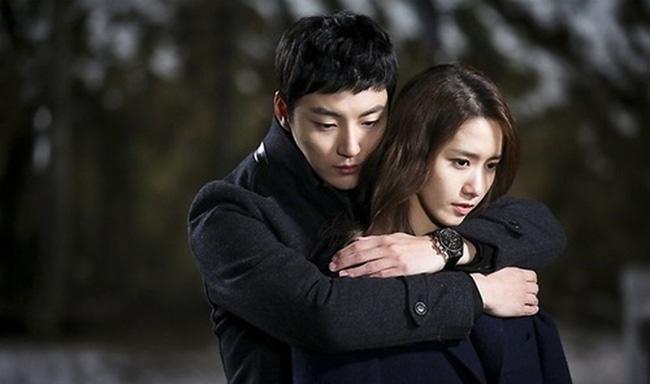 Bạn trai quỵ lụy xin tôi được đến ở với nhân tình vì cô ta giàu, có thể nuôi anh