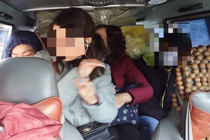 Bí mật nhức nhối sau những chuyến xe nhồi người