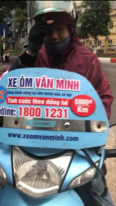 Clip: Cô gái ngỡ ngàng khi phải trả 500k xe ôm cho đoạn đường 8km từ bến xe Mỹ Đình về Điện Biên Phủ
