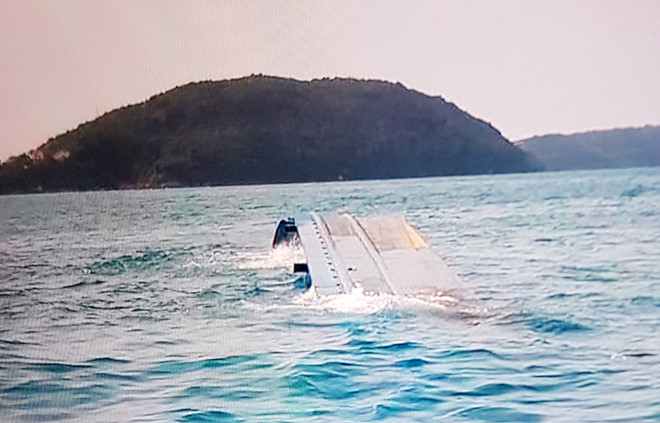 Cuộc giải cứu nghẹt thở đưa tài công thoát chết sau 37 giờ chìm sà lan