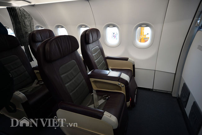 Video ảnh: Máy bay Airbus thế hệ mới của Bamboo Airways vừa đến Nội Bài có gì đặc biệt?