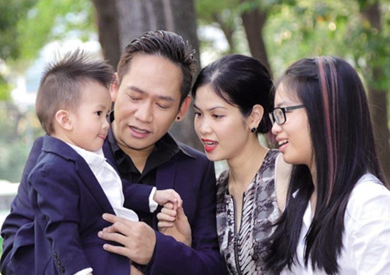 Quá khứ ăn chơi đốt tiền, cuộc sống hiện tại của Duy Mạnh khiến nhiều người ngã ngửa