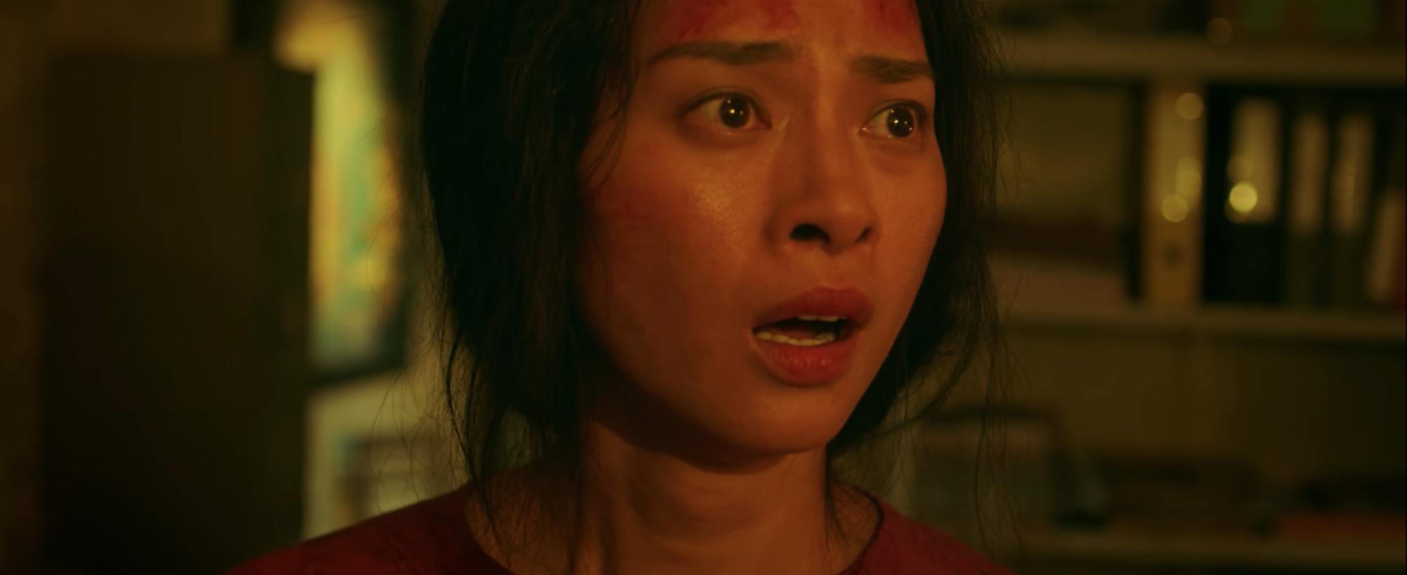 Tiếp tục thót tim với màn đánh đấm như Hollywood của Hai Phượng Ngô Thanh Vân ở trailer chính thức