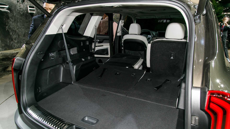 SUV hạng sang cỡ lớn Kia Telluride 2020 trình làng