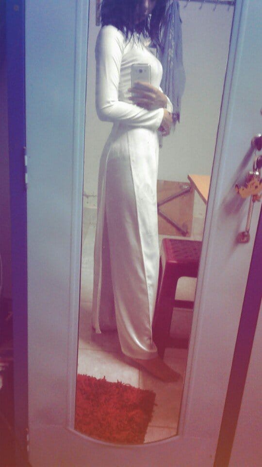 Nữ sinh Việt diện áo dài trắng: Người xinh đẹp trong trẻo xuất sắc, người quyến rũ với 3 vòng siêu chuẩn