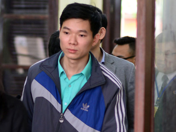 Bị cáo Hoàng Công Lương xin im lặng tại tòa