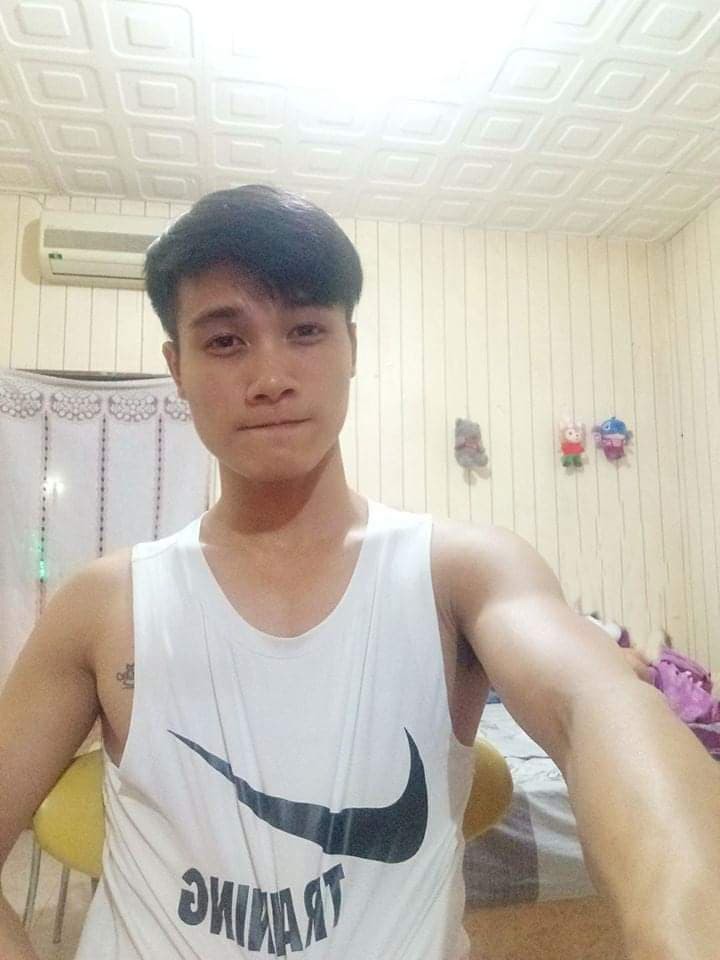 Cái kết đắng cho chàng trai tin vào lời hứa cắt y hình của anh thợ cắt tóc