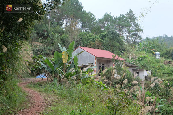 Nghi phạm giết và hãm hiếp bé gái 11 tuổi từng bị chính vợ con mình viết đơn đề nghị công an bắt giam