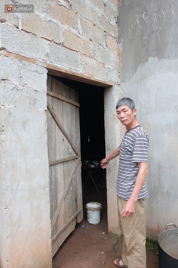 Nghi phạm giết và hãm hiếp bé gái 11 tuổi từng bị chính vợ con mình viết đơn đề nghị công an bắt giam