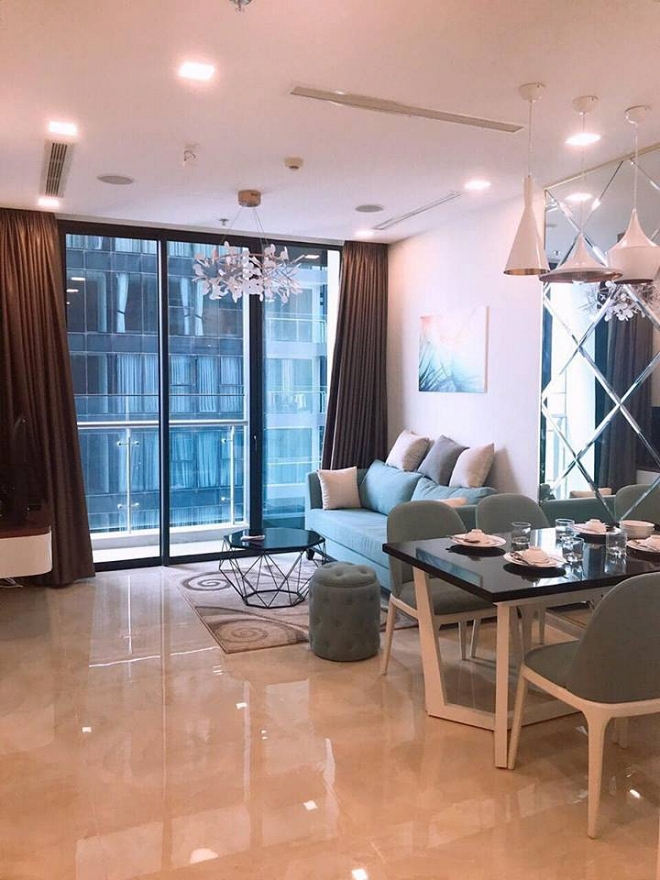 Á hậu Thái Mỹ Linh chuyển nhà sau nghi án nhạy cảm với Thư Dung