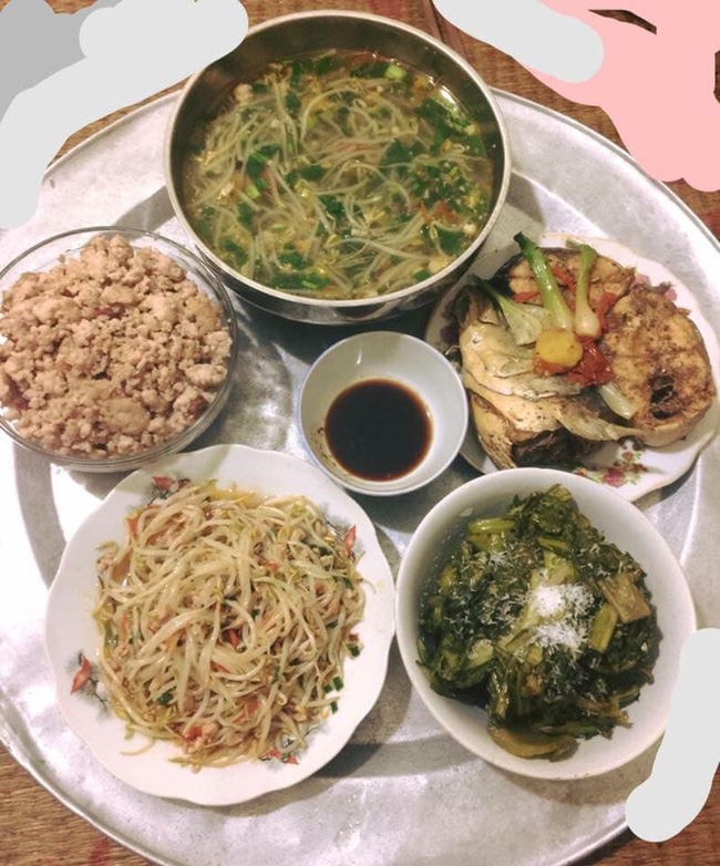 Tranh thủ khoe tác phẩm nội trợ, cô gái trẻ xin ý kiến đã đủ tiêu chuẩn lấy chồng chưa nhưng lại khiến cộng đồng mạng tranh cãi ầm ĩ vì...