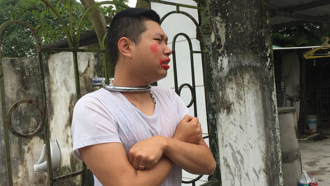 Rét run khi chứng kiến hình phạt của vợ khi chồng đi chơi, cư dân mạng khiếp vía hô hào không dám kết hôn nữa Rét run khi chứng kiến hình phạt của vợ khi chồng đi chơi, cư dân mạng khiếp vía hô hào không dám kết hôn nữa