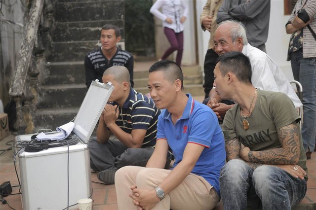 ‘Phim của tôi đều được Cục Điện ảnh duyệt, sao nói là như phim cấp ba’