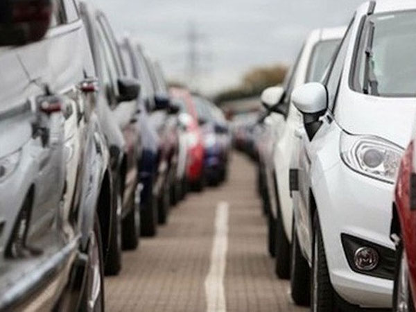 Người Việt đừng nên than phiền vì giá ôtô cao