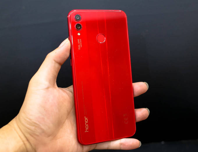 7 smartphone tầm trung nổi bật dịp cận Tết