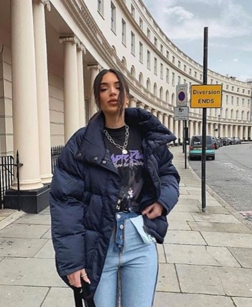 Quần áo lộn trái sắp thành mốt?