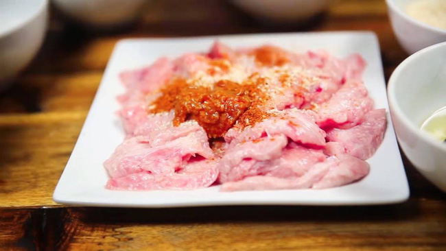 Nguy cơ mắc bệnh nguy hiểm từ món nầm lợn mất an toàn vệ sinh thực phẩm dịp cuối năm